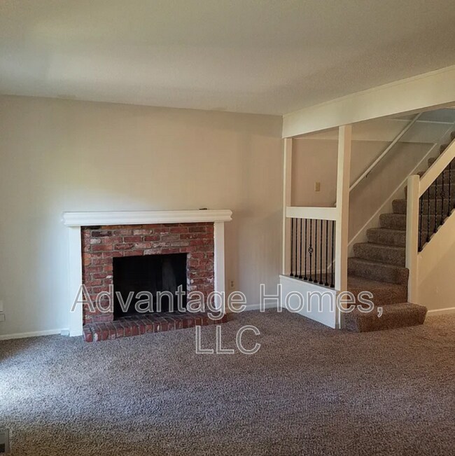 Building Photo - 7110 Bond St