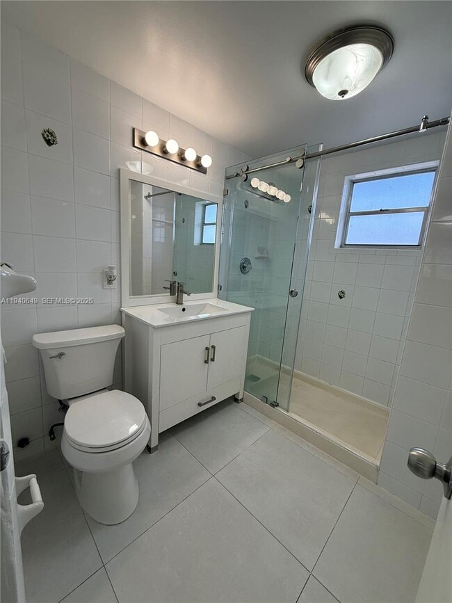 Building Photo - 20 SW 108th Ave