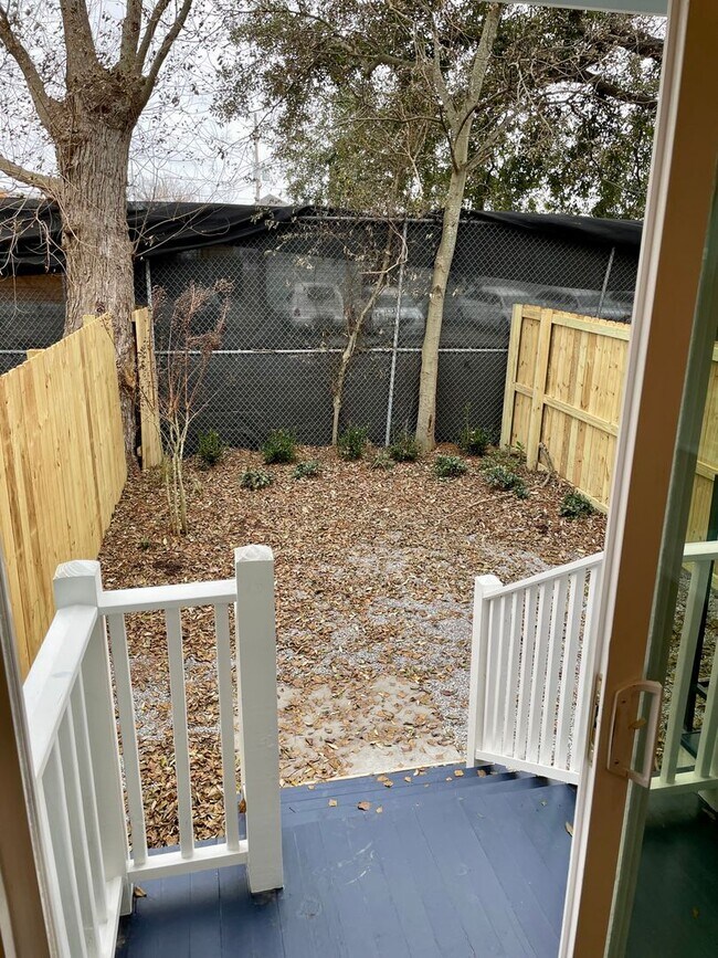 Building Photo - Newly Renovated 2BD/2.5BA with covered Driveway and Backyard