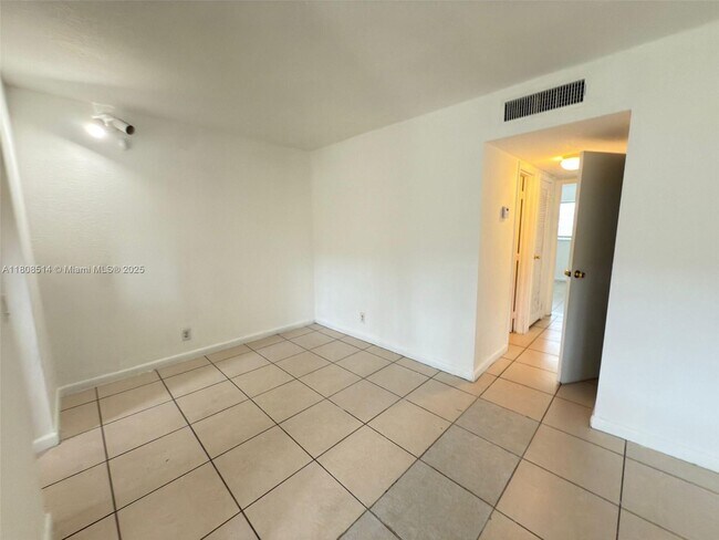 Building Photo - 4160 NW 21st St