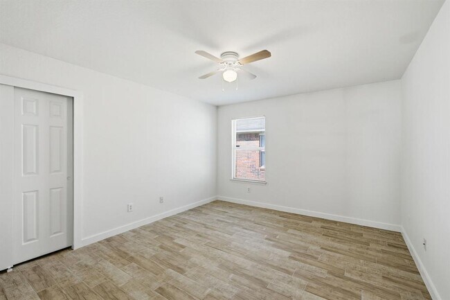 Building Photo - 3357 Pioneer Crossing Dr