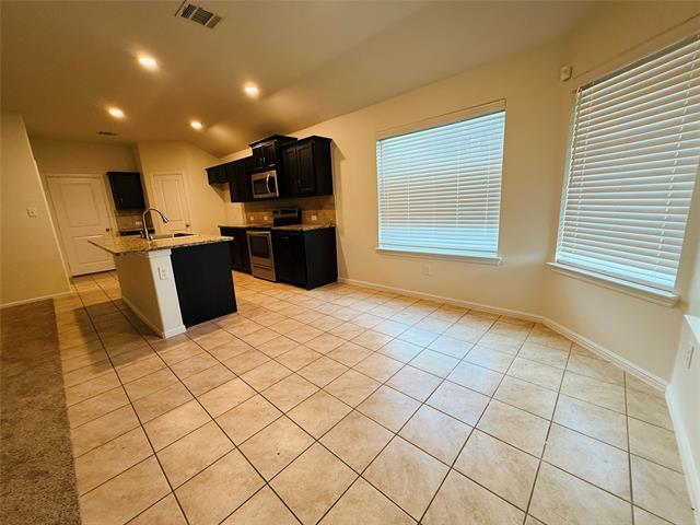 Building Photo - 9328 Castorian Dr