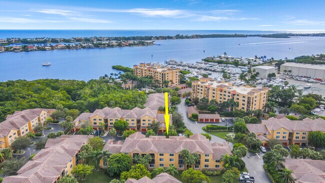 Building Photo - 500 Scotia Dr