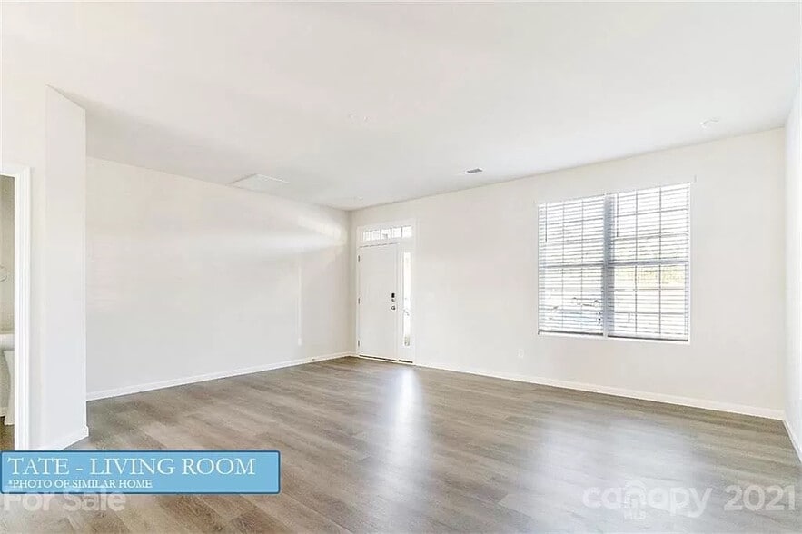 Building Photo - Room in Townhome on Beatty Woods Dr