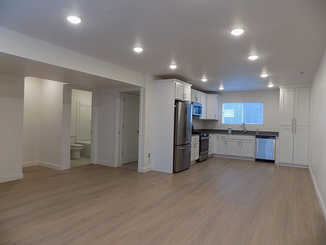 Building Photo - 63 E Hamblin Ln