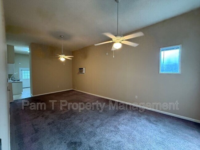 Building Photo - 104 Chippewa Dr