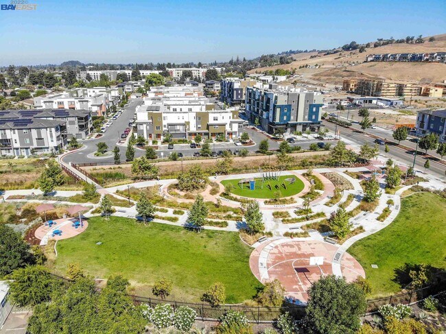 Building Photo - 29438 Urbia Way