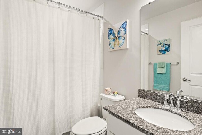 Building Photo - 410 Arbor Blvd