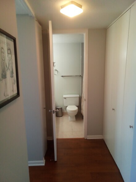 Building Photo - 405 N WABASH