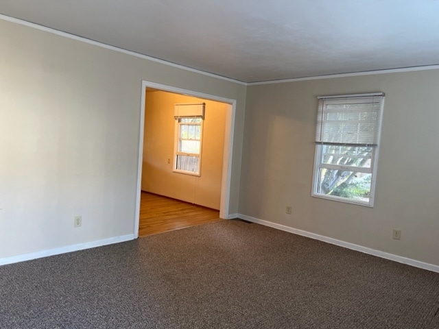 Living - 02 - 442 NW 30th St