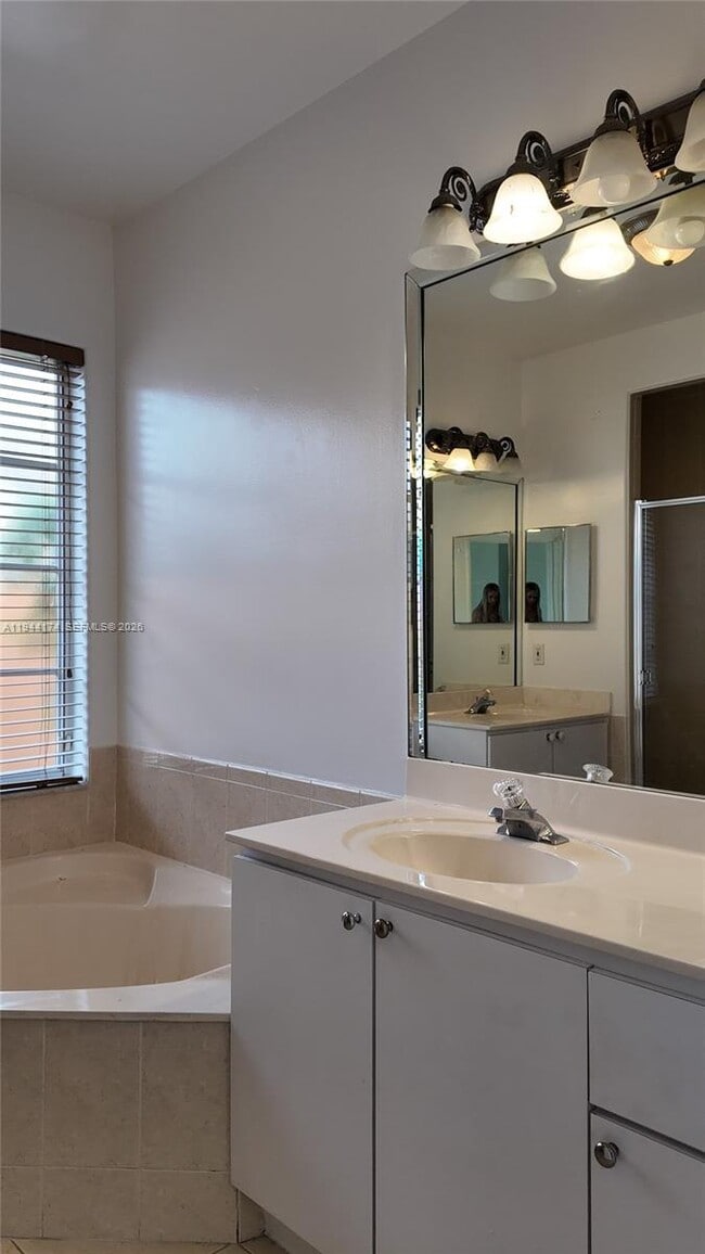 Building Photo - 3265 SW 153rd Pl