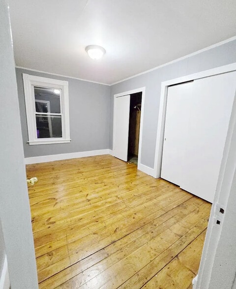 Building Photo - 348 Fairmount St