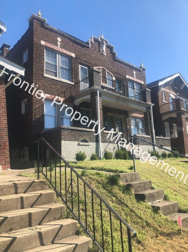 Building Photo - 3923 Keokuk St