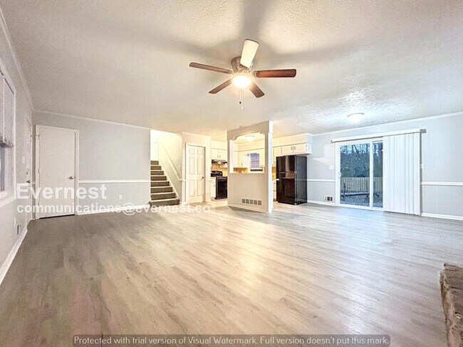 Building Photo - 1361 Fairridge Cir SW