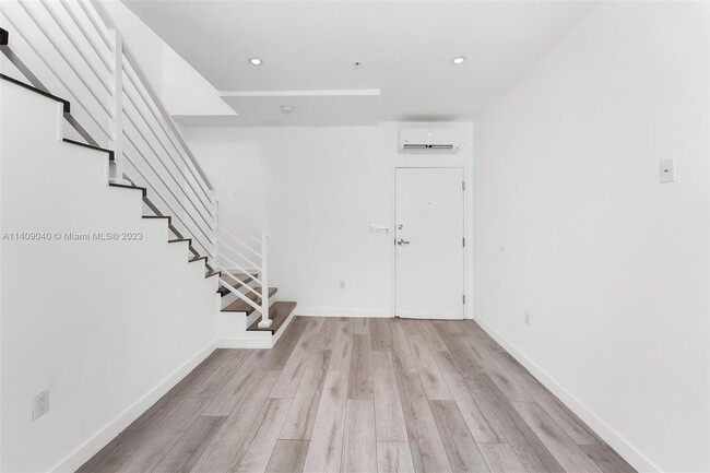 Building Photo - 1610 Euclid Ave