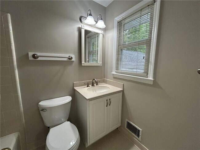 Building Photo - 2271 Fox Hound Pkwy