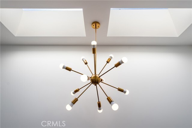 Building Photo - 1807 S Longwood Ave