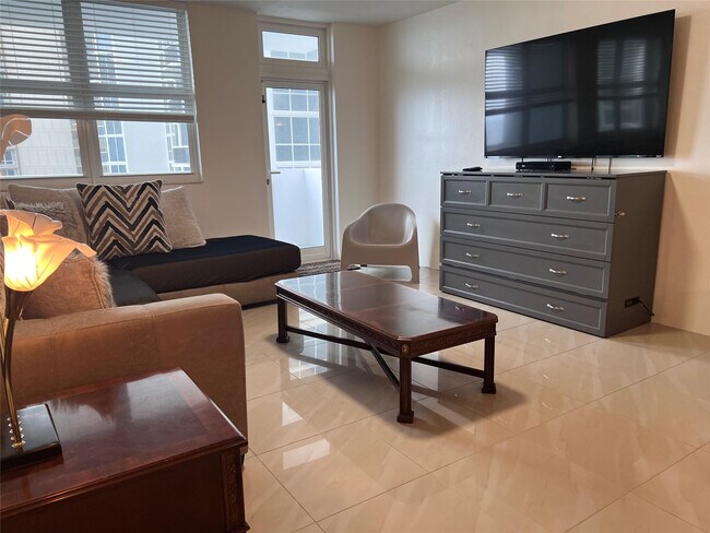 Building Photo - 4250 Galt Ocean Dr