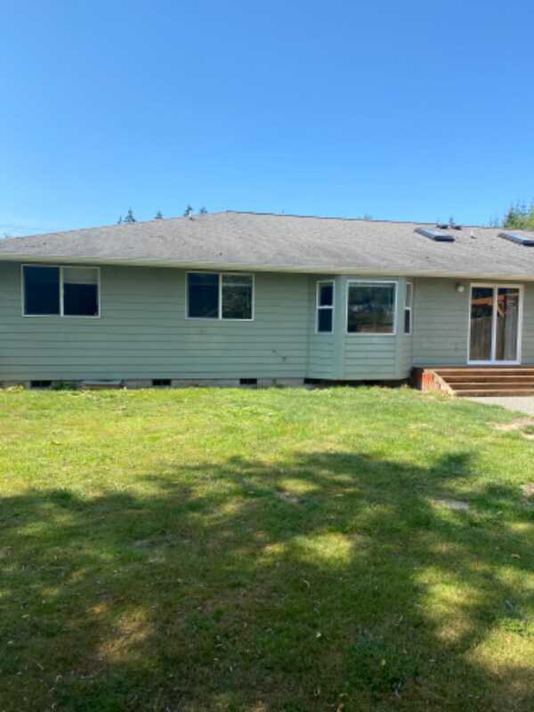 Building Photo - 8929 67th Ave NE