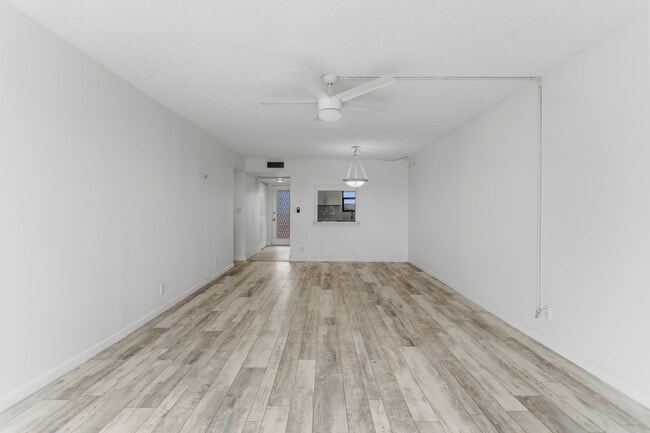 Building Photo - 9233 SW 8th St