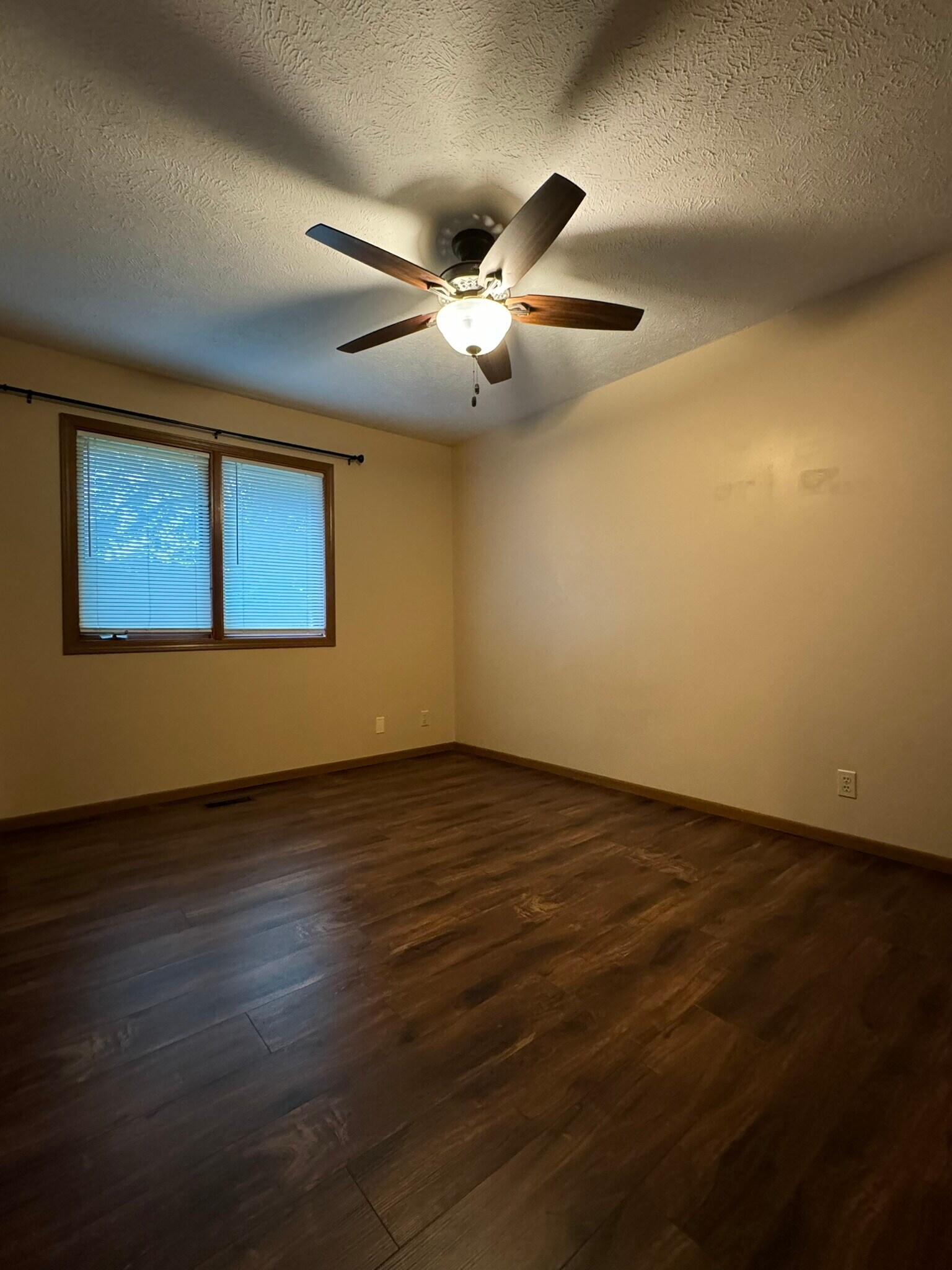 Building Photo - 3133 Wildbriar Ln