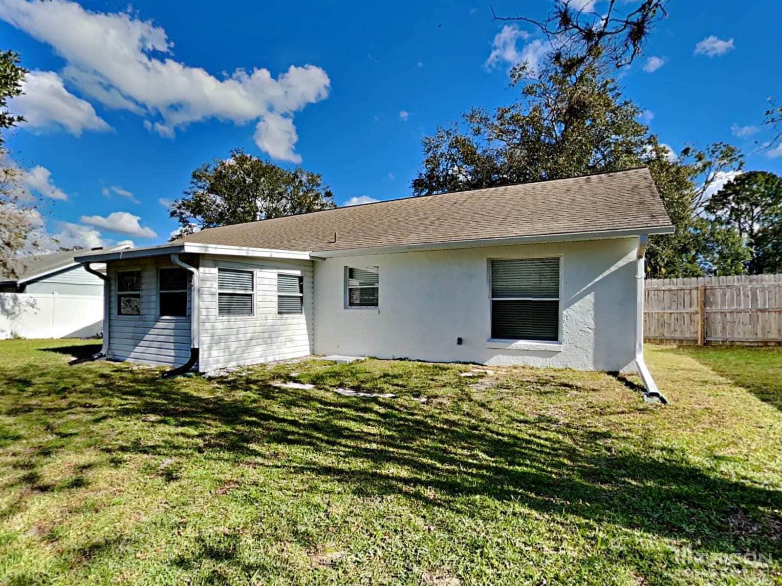 Building Photo - 1370 Heather Glen Dr