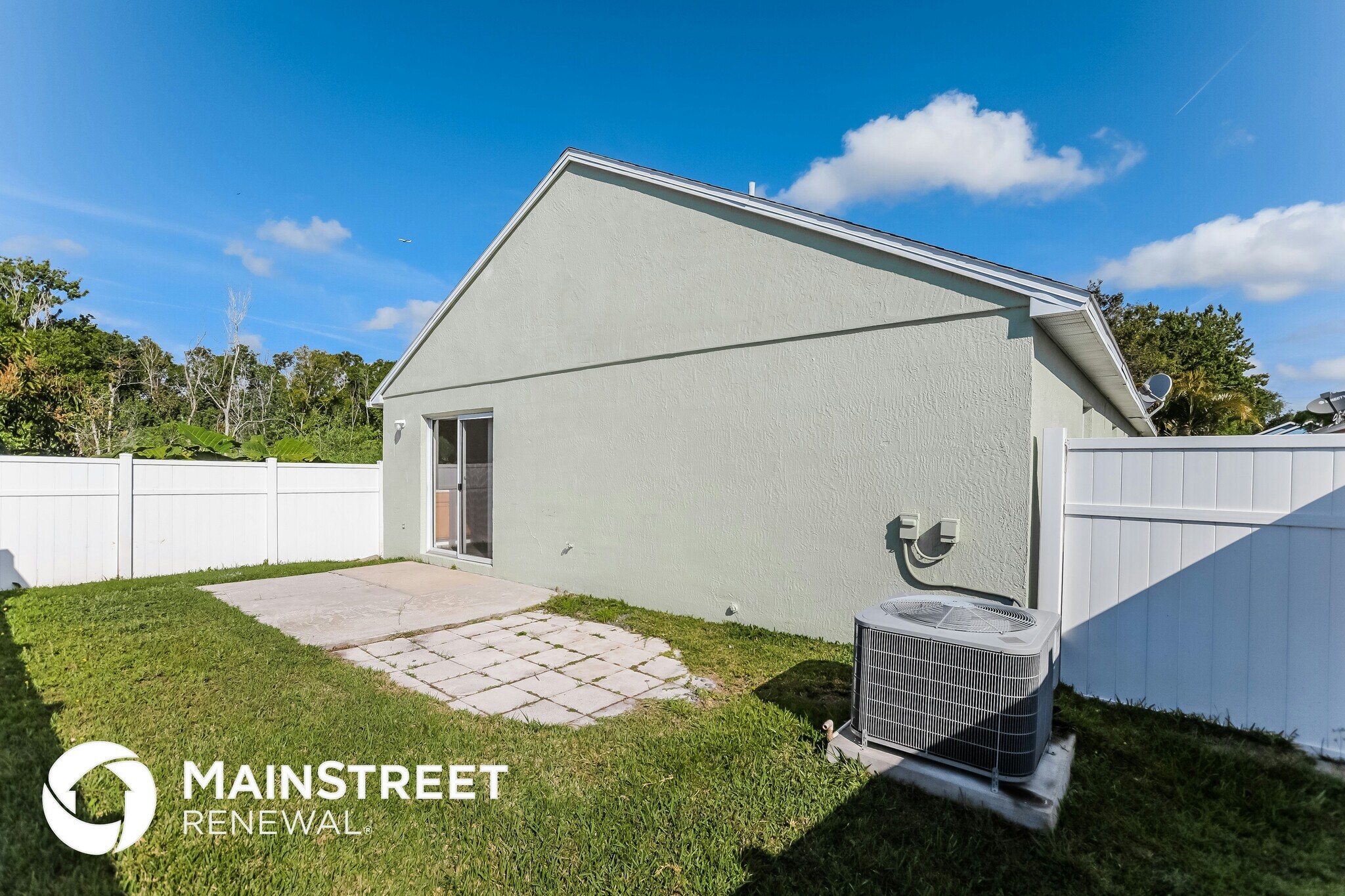 Building Photo - 8757 Claiborne Ct