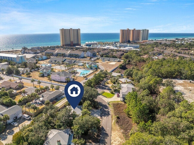 Building Photo - 220 Sundial St