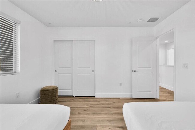 Building Photo - 83796 Moreno St