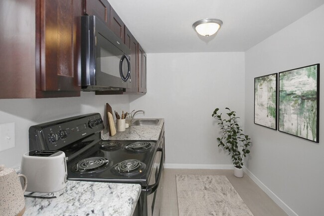Building Photo - Park Place Townhomes