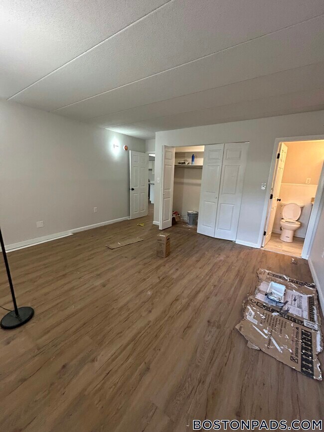 Building Photo - 30 Normandy Ave