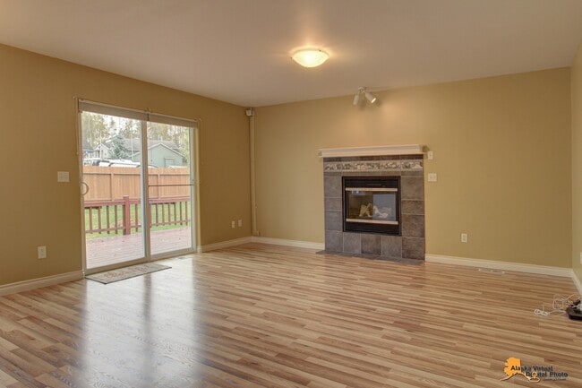 Building Photo - Exquisite Powder Ridge Home!