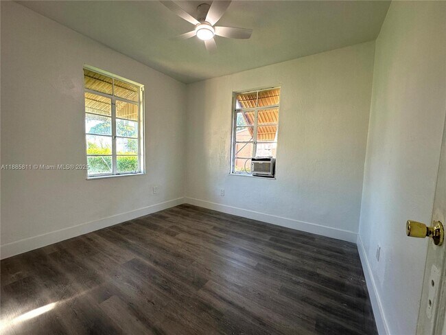 Building Photo - 937 NW 46th St