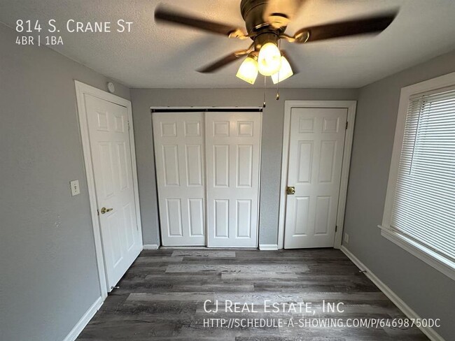 Building Photo - 814 S Crane St