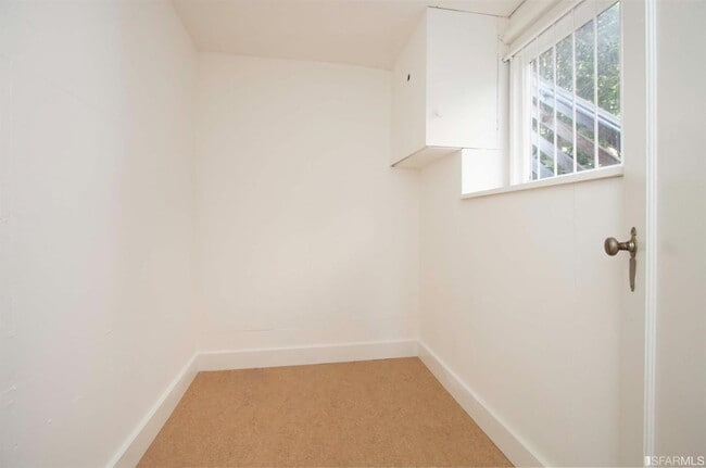 Building Photo - 157 Villa Terrace