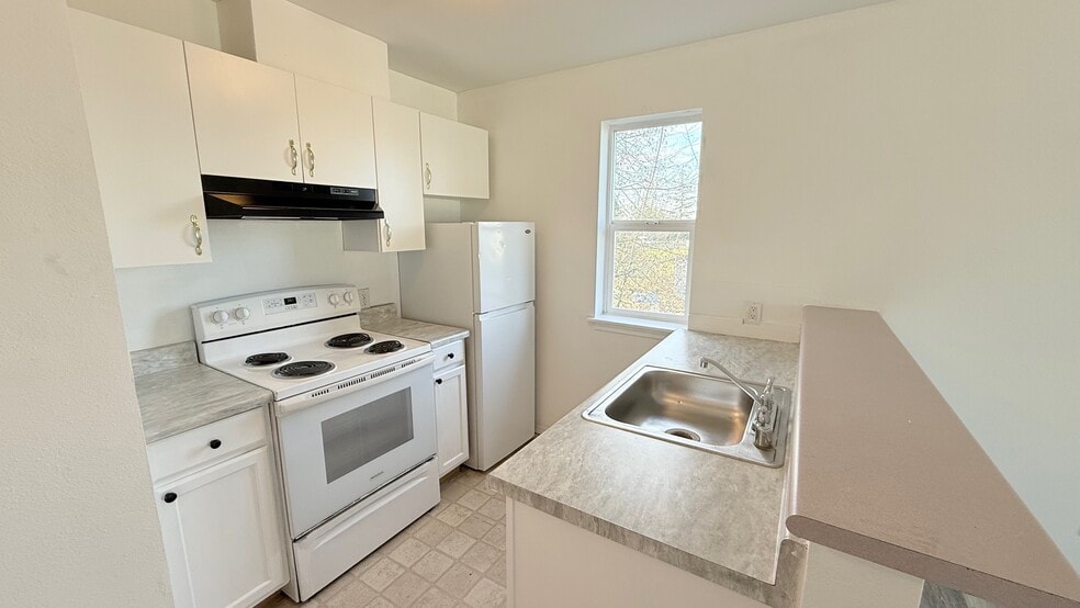 Building Photo - Studio Apartment for Rent in Bellingham!
