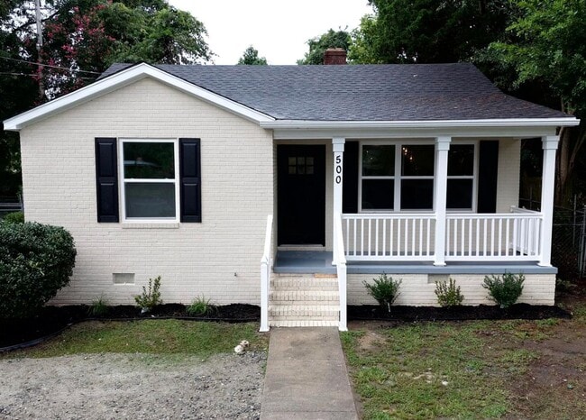 Primary Photo - 500 Jackson Ln