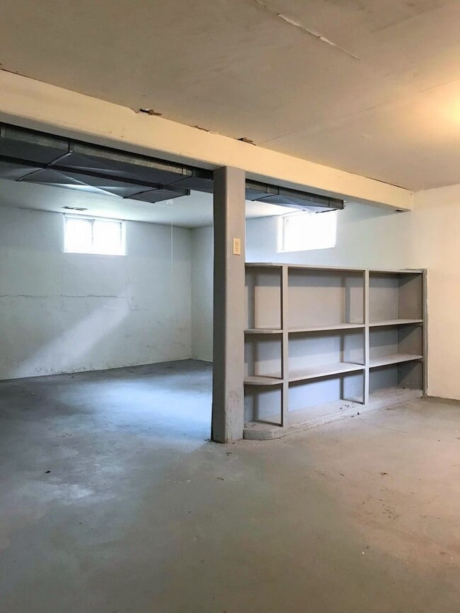 Building Photo - Cute 2 Bed 1 Bath in Good Neighborhood