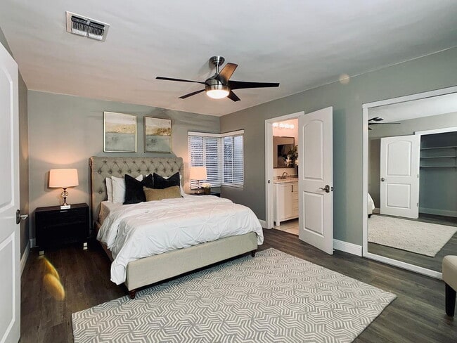 Building Photo - 3-Bed Sanctuary with 2 Baths in the Heart of Campbell - 2089 Sq Ft of Comfort!"