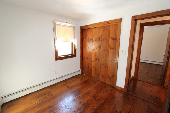 Building Photo - 45 Allens Ln