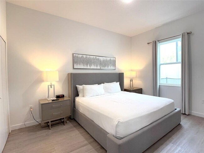 Building Photo - 332 Famagusta Dr