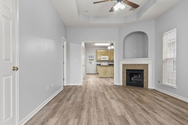 Building Photo - Nice 3 Bed 2 bath Home Available! Schedule Your Tour Today!