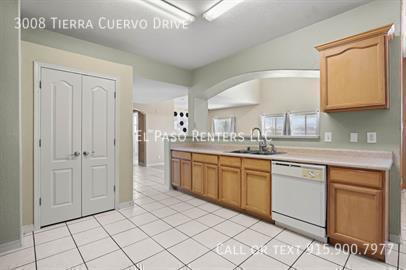 Building Photo - 3008 Tierra Cuervo Dr