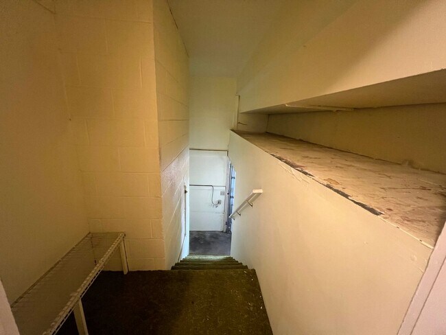 Building Photo - Spacious Family Home in Highland High School Area – Pocatello, ID!