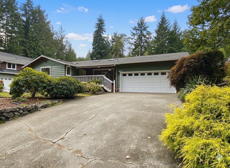 Primary Photo - 6519 Illahee Rd NE