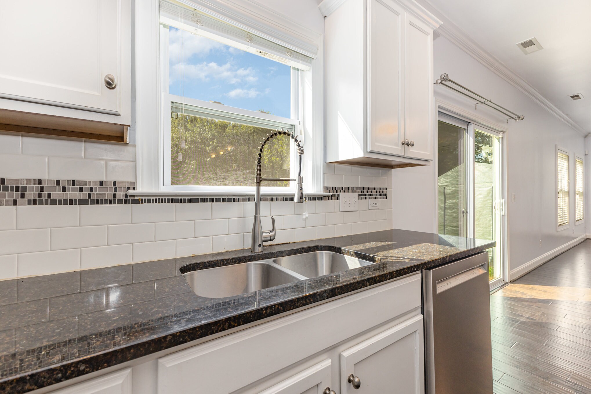 Building Photo - 1505 Yellow Daisy Dr