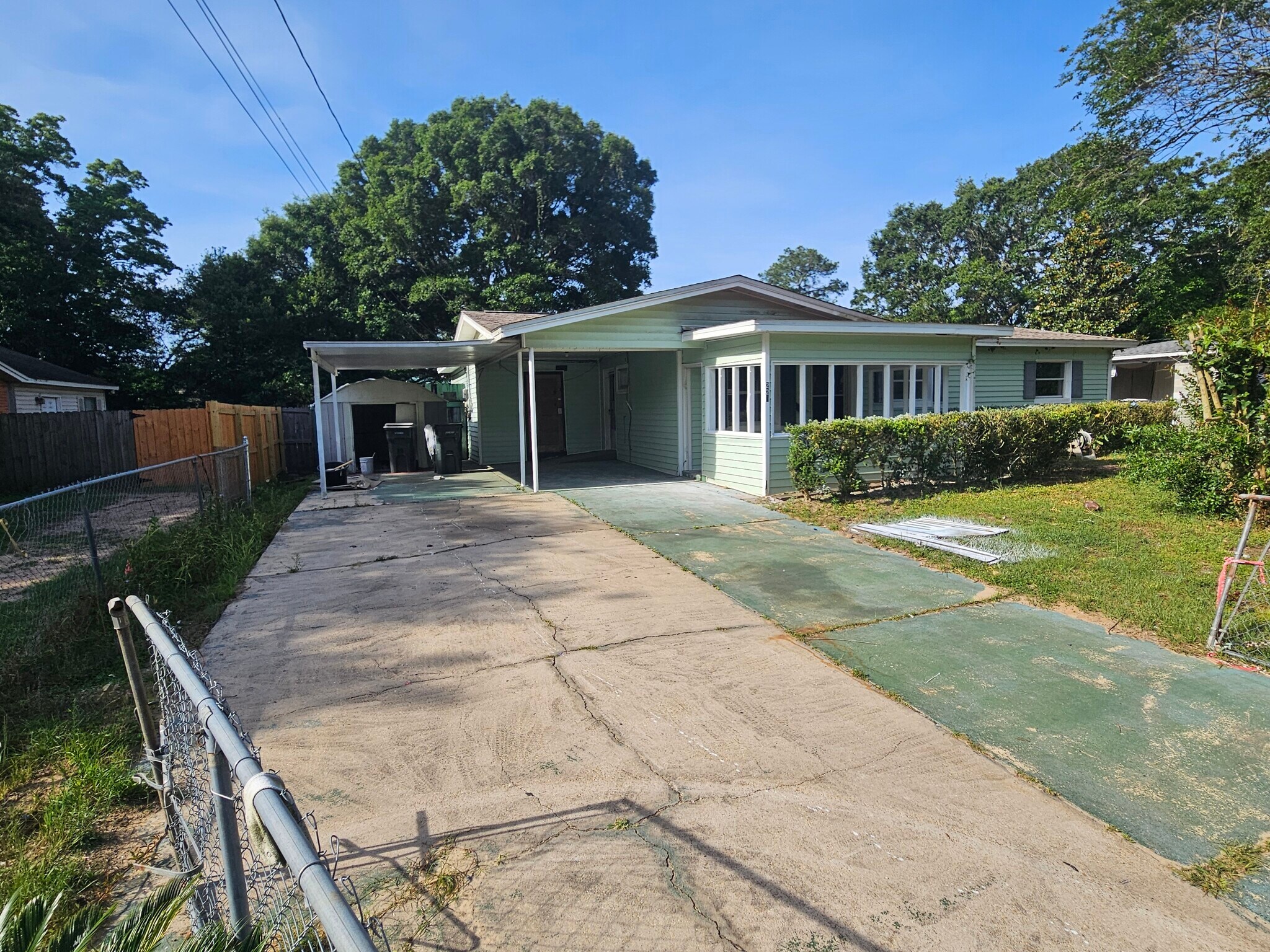 Building Photo - 221 Edison Drive