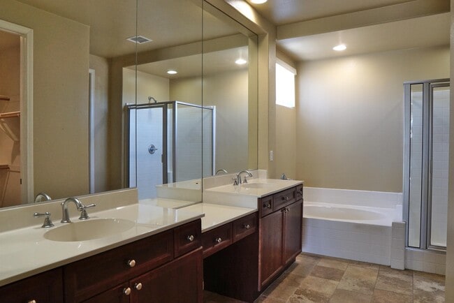 Building Photo - 67988 Cancha Cheyene