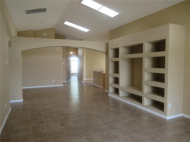 Building Photo - 3024 Samosa Hill Cir