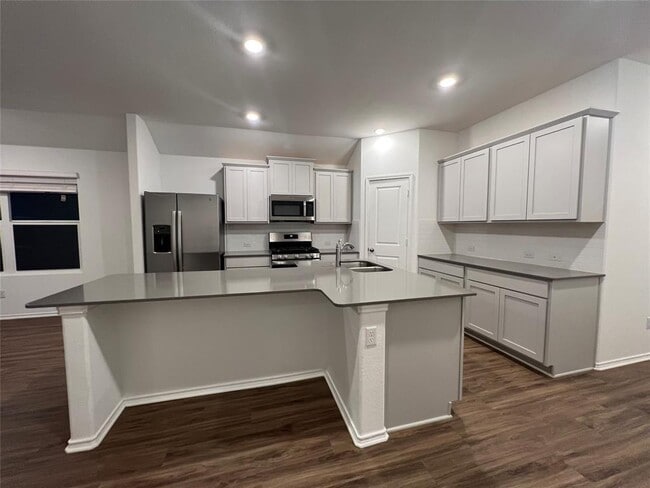 Building Photo - 115 Vintage Dr